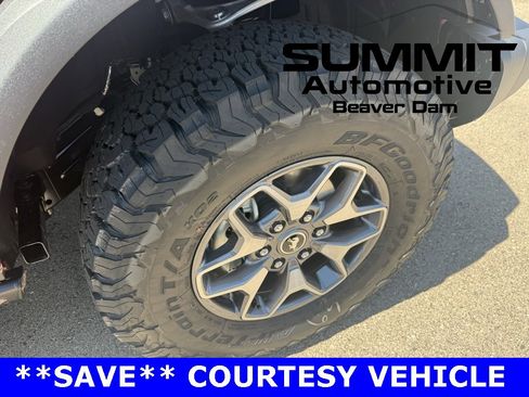 New 2025 Ford Bronco Badlands image 3