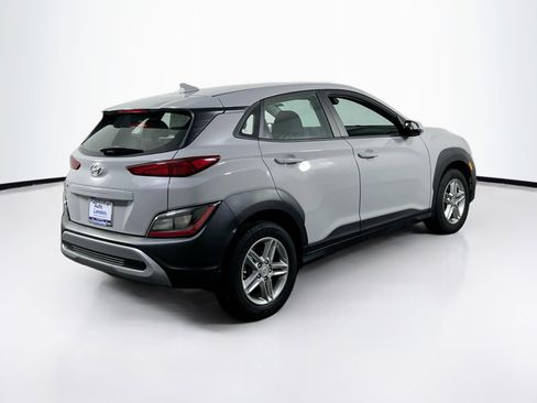 Used 2023 Hyundai Kona SE FWD image 5