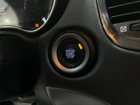 Used 2018 Dodge Durango GT AWD/4WD image 19