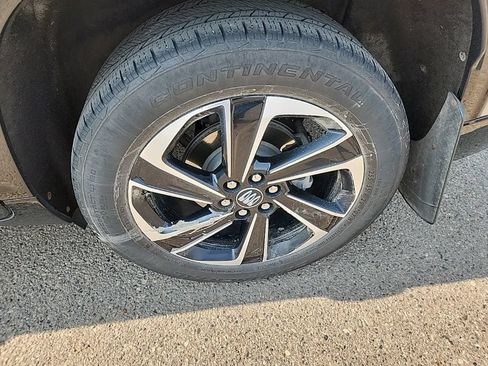 Certified 2025 Buick Enclave Sport Touring w/ Power Package AWD/4WD image 47