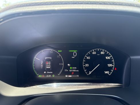 Certified 2025 Honda CR-V Sport-L image 29