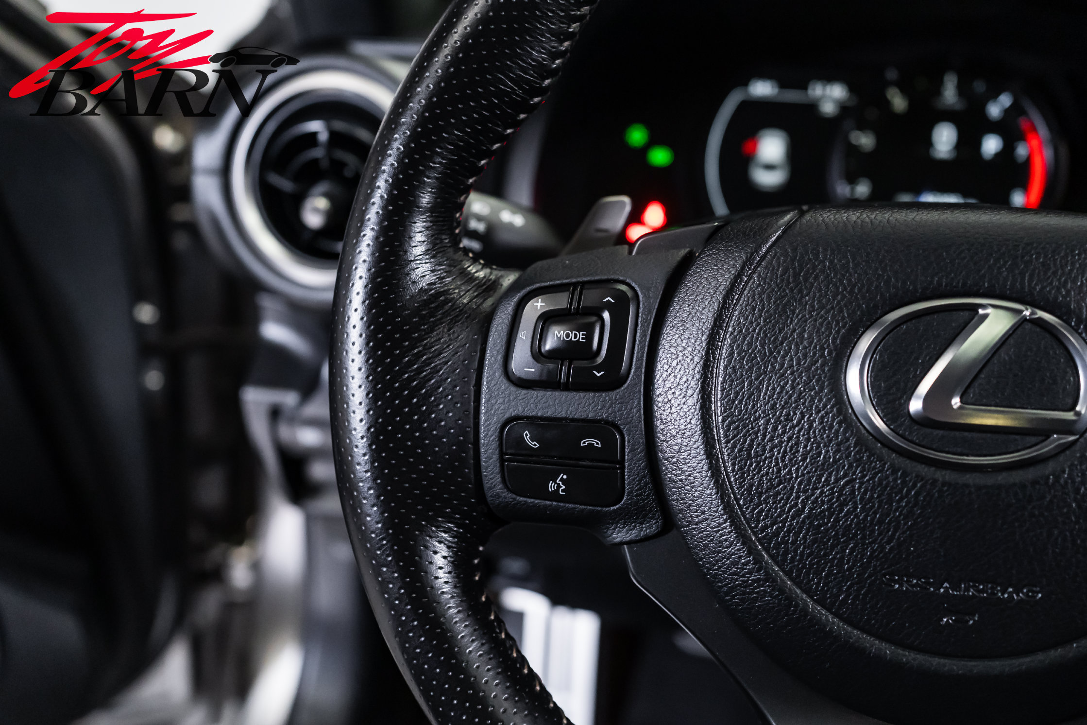 Used 2021 Lexus IS 350 F Sport RWD image 31