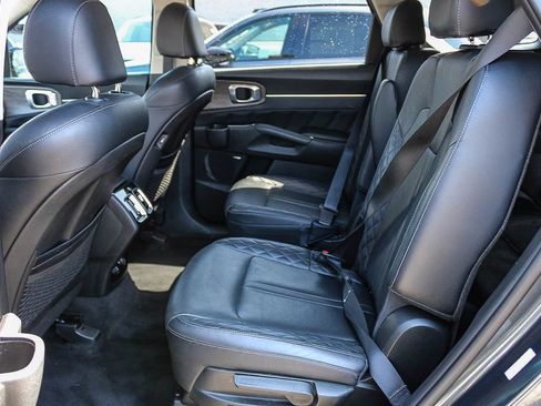 Used 2021 Kia Sorento SX Prestige AWD/4WD image 18