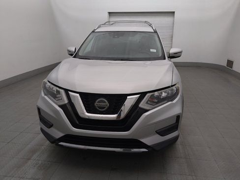 Used 2020 Nissan Rogue SV FWD image 15