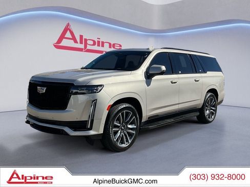 Used 2023 Cadillac Escalade ESV Sport Platinum image 1