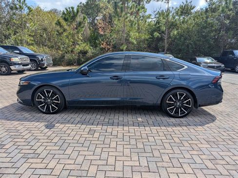 Used 2024 Honda Accord Touring image 8