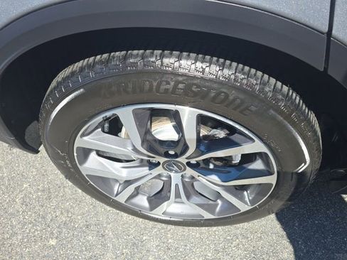 Used 2023 Acura MDX SH-AWD w/ Technology Package image 25