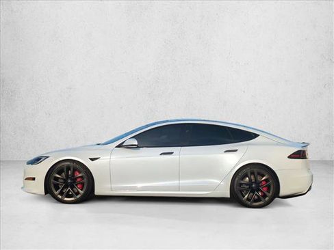 Used 2024 Tesla Model S Plaid image 9