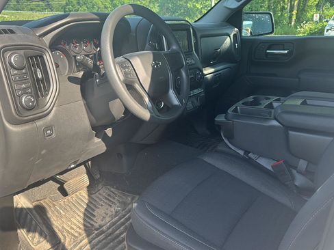 Used 2023 Chevrolet Silverado 1500 Custom Trail Boss AWD/4WD image 11