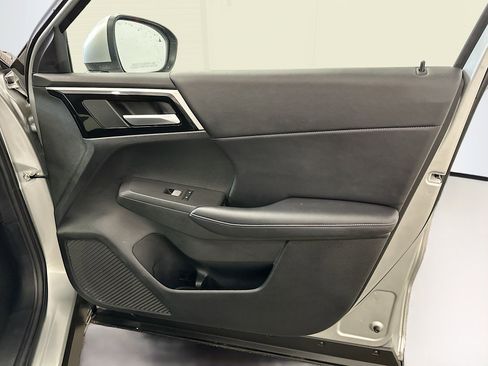 Used 2024 Mitsubishi Outlander SE image 35