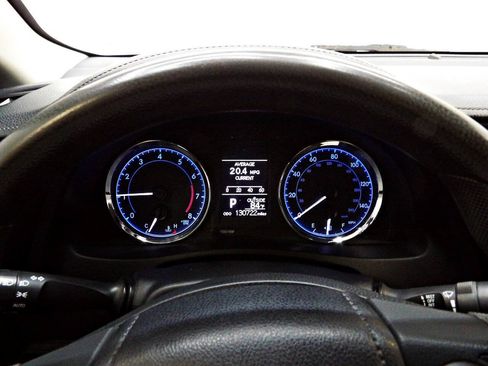 Used 2019 Toyota Corolla LE FWD image 15