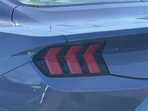 Used 2024 Ford Mustang GT Premium image 10
