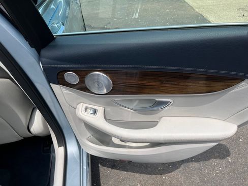 Used 2016 Mercedes-Benz C 300 4MATIC Sedan image 21