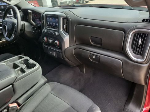 Certified 2022 Chevrolet Silverado 1500 RST AWD/4WD image 27
