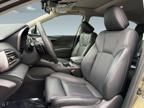 Used 2024 Subaru Outback Limited XT AWD/4WD image 5
