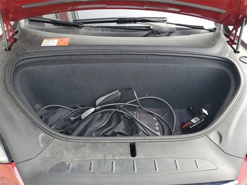 Used 2018 Tesla Model X 100D image 15