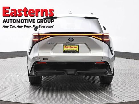 Used 2023 Toyota bZ4X XLE w/ Weather Package image 6