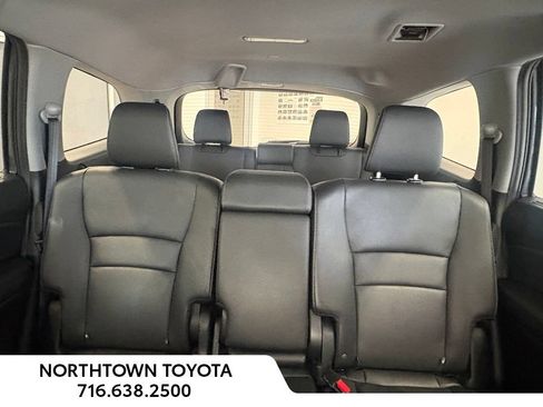 Used 2022 Honda Pilot Special Edition image 11