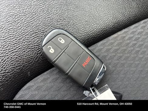 Used 2024 Jeep Compass Latitude AWD/4WD image 30