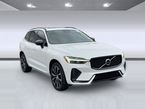 Used 2023 Volvo XC60 B5 Ultimate image 7