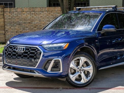 Used 2022 Audi Q5 2.0T Prestige w/ Prestige Package image 12