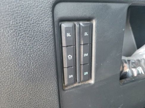 Used 2020 Ford Expedition Max XLT w/ Equipment Group 202A image 27