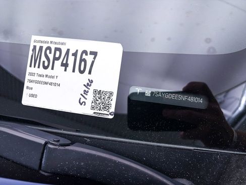 Used 2022 Tesla Model Y Long Range AWD/4WD image 31
