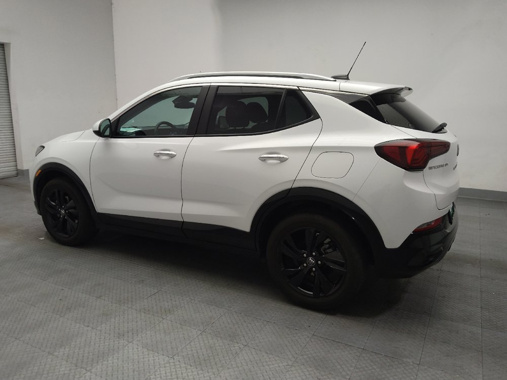 Used 2024 Buick Encore GX Sport Touring FWD image 3