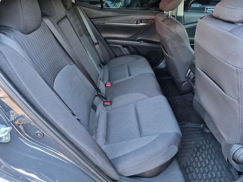 Used 2026 Toyota Camry LE w/ Convenience Package FWD image 18