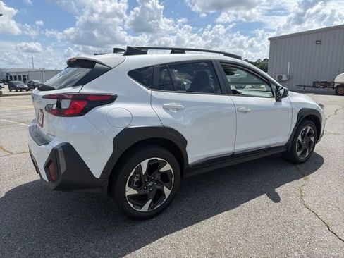 Used 2024 Subaru Crosstrek 2.5i Limited w/ Popular Package #3A AWD/4WD image 3