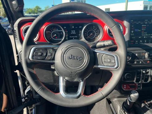 Used 2023 Jeep Gladiator Rubicon w/ LED Lighting Group AWD/4WD image 14
