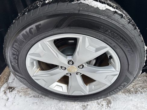 Used 2014 Subaru Forester 2.5i Premium w/ All-Weather Package image 28