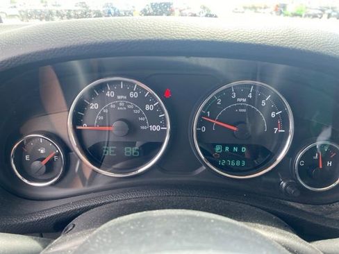 Used 2014 Jeep Wrangler Sport AWD/4WD image 17
