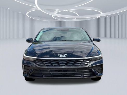New 2026 Hyundai Elantra Hybrid FWD image 12