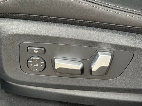 New 2026 BMW X5 xDrive50e w/ M Sport Package image 18