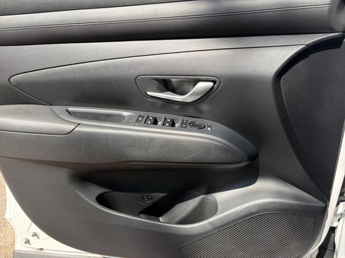 Used 2025 Hyundai Tucson SEL FWD image 18
