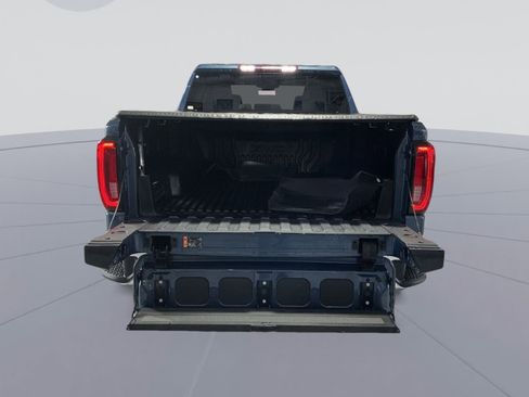 Used 2024 GMC Sierra 1500 SLT w/ X31 Off-Road Package AWD/4WD image 23