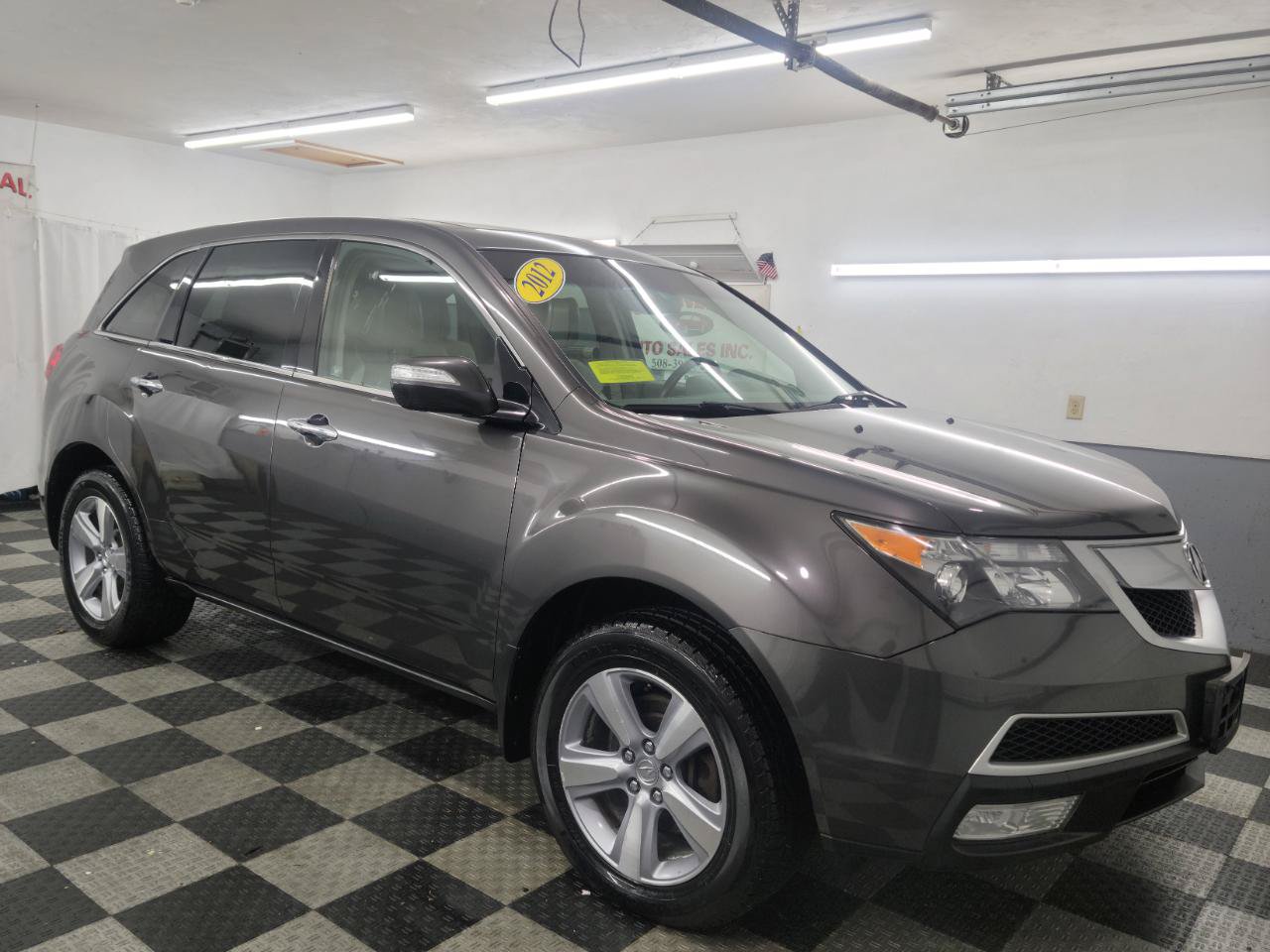 Used 2012 Acura MDX w/ Technology Package AWD/4WD image 3