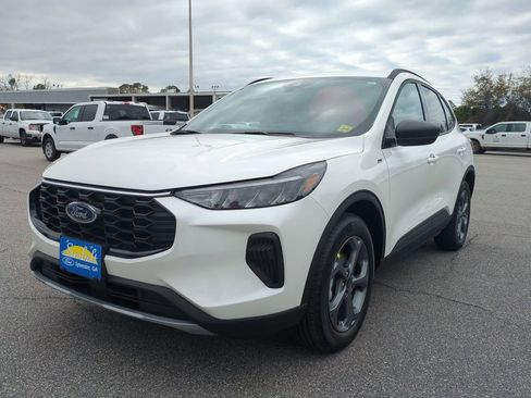 New 2025 Ford Escape ST-Line w/ Equipment Group 301A image 8