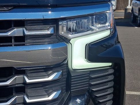 Certified 2024 Chevrolet Silverado 1500 LTZ AWD/4WD image 9