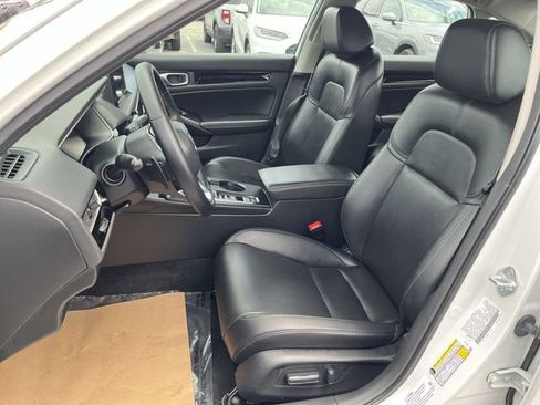 Used 2024 Honda Civic Touring image 15