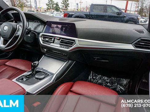 Used 2022 BMW 330i Sedan w/ Driving Assistance Package image 24