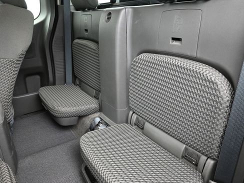 Used 2016 Nissan Frontier SV w/ SV Value Truck Package image 21