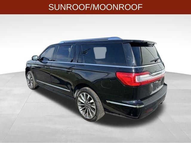 Used 2021 Lincoln Navigator L Reserve AWD/4WD image 5