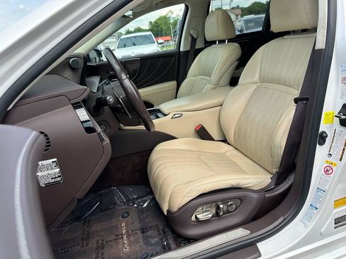 Used 2018 Lexus LS 500h AWD w/ Luxury Package image 16