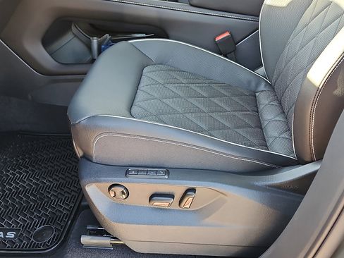 New 2026 Volkswagen Atlas SEL Premium R-Line image 14