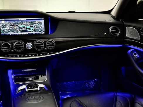 Used 2019 Mercedes-Benz S 63 AMG S 4MATIC Sedan image 32