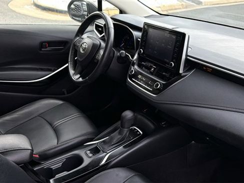 Certified 2022 Toyota Corolla LE image 7