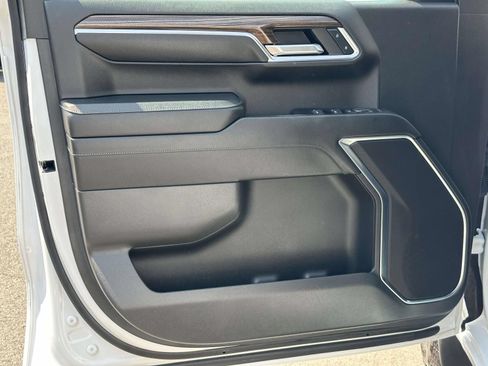 Certified 2024 Chevrolet Silverado 1500 LT AWD/4WD image 21