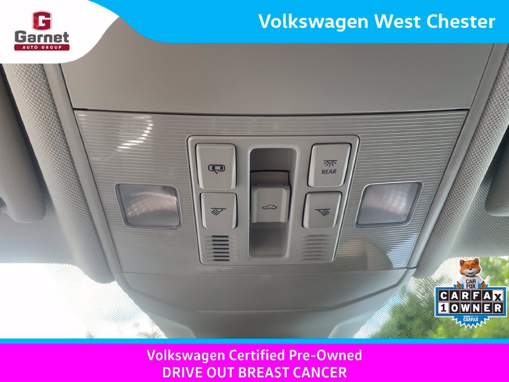 Certified 2024 Volkswagen Jetta SEL FWD image 31